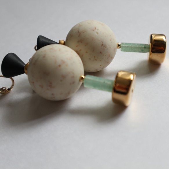 Contemporary art design earring(pierce) 4枚目の画像