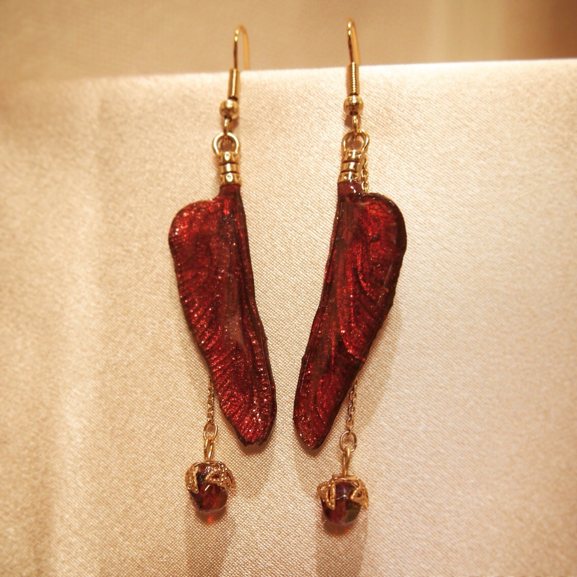 【ほんものの蜻蛉の翅】トンボのピアス イヤリング レッド×ゴールド