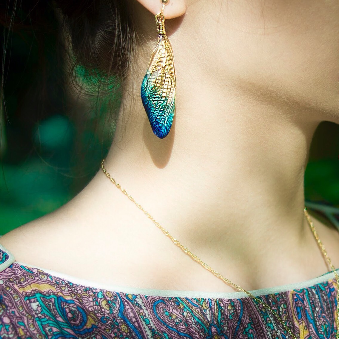 【ほんものの蝉の翅】セミのピアス イヤリング ゴールドターコイズブルー グラデーション