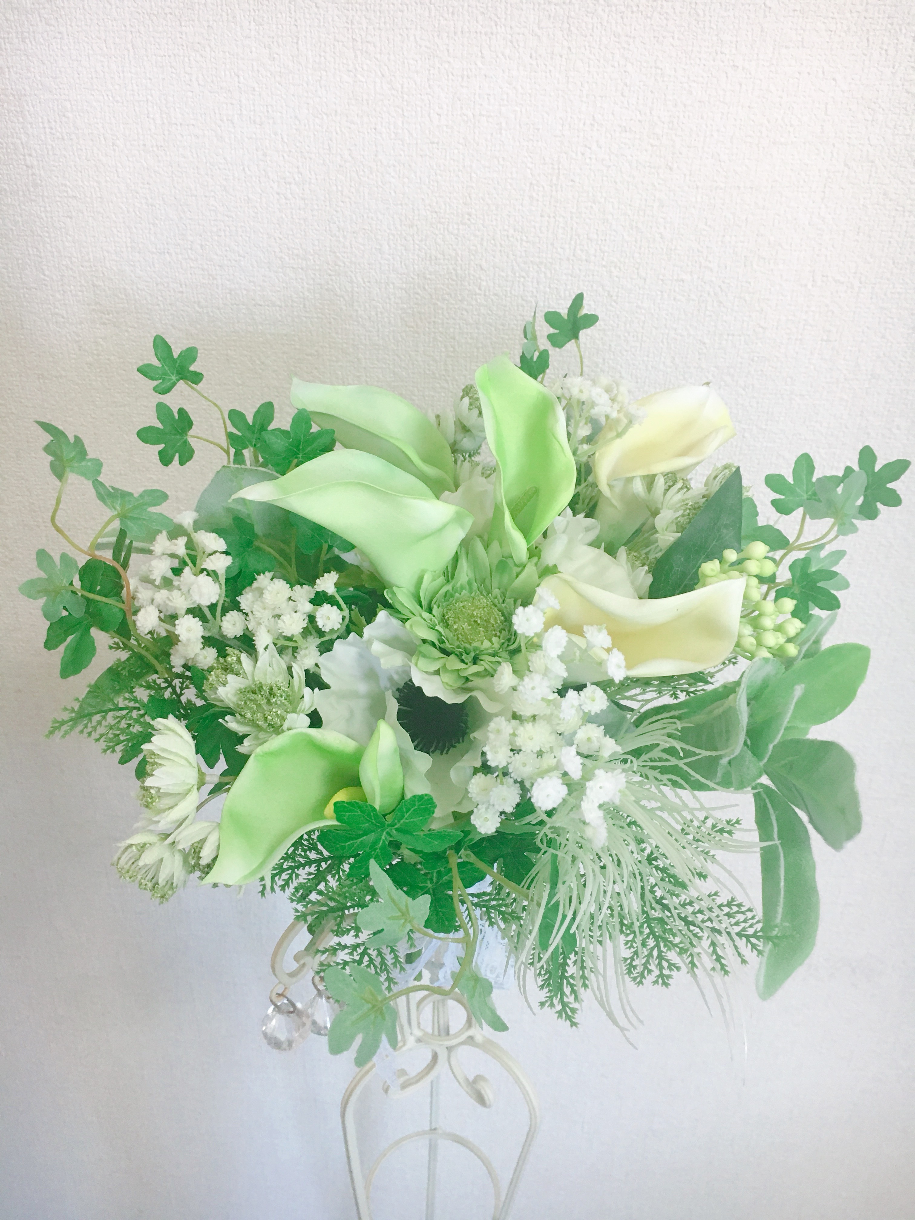 造花】結婚式・前撮りに！白×緑 王道 ウエディングブーケ
