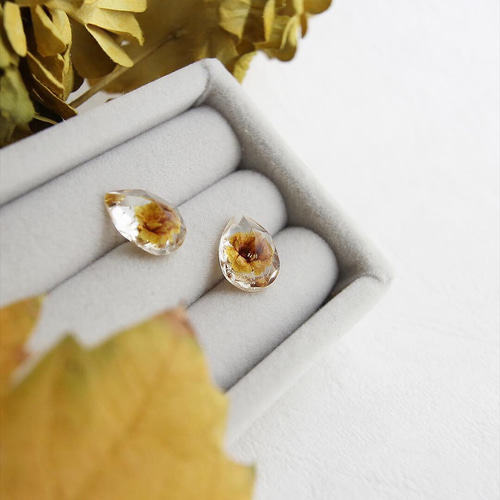 イヤリング・ノンホールピアス camel 受注生産 flower crystal drop ＜Camel＞＊イヤリング・樹脂ノン