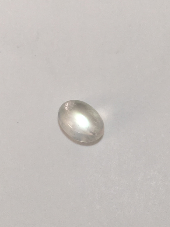 レインボームーンストーン ルース 約1.2ct 4枚目の画像