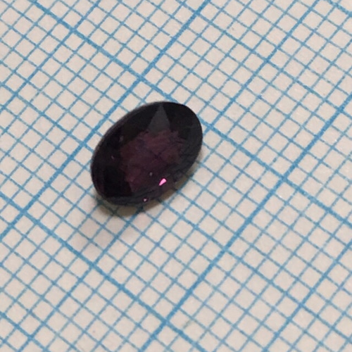 濃い紫のスピネル ルース 約0.9ct 天然石 MOMO