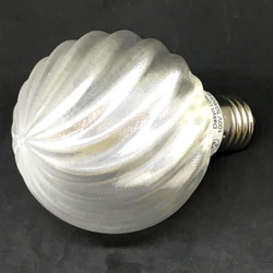 直径 8 cm 波模様つきボールランプ (100 V 3 W 電球色 LED 電球 白熱灯 30 W 相当) 4枚目の画像