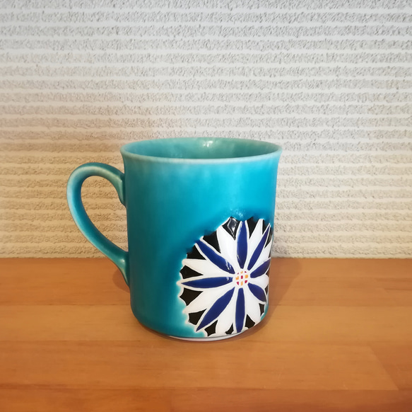 ひまわり花柄　マグカップ　ターコイズブルー　トルコブルー 2枚目の画像