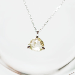 Pt900 ほんのりGreenish Yellow ダイヤモンド 0.57ct ネックレス【1点物】 3枚目の画像