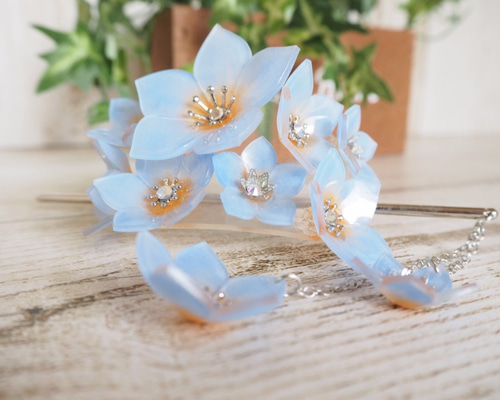 クリスマスローズのマジェステ・サックス（かんざしバレッタ