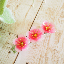 梅の花バレッタ・ピンク系 1枚目の画像