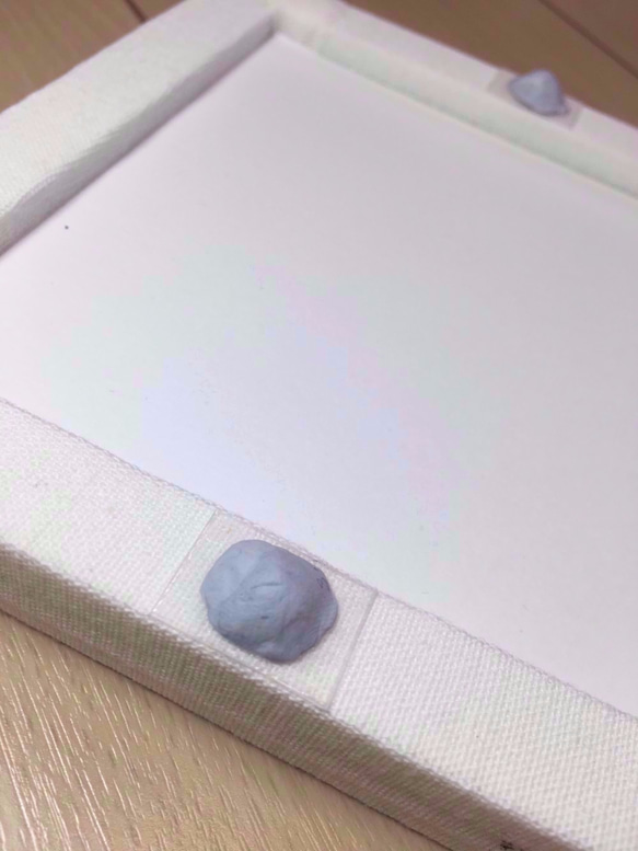 新作　壁に簡単ピタッ！青葉で癒しの空間リーフ柄♪15ｃｍ角フリースタイルボード（ファブリックパネル） 4枚目の画像