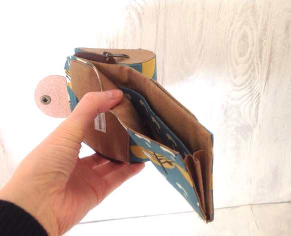 雫型♪ポイントカードが沢山入る折財布♪665北欧風 5枚目の画像