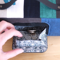 ケース型お財布バッグ♪ブルーとリーフのrakugaki 671 4枚目の画像