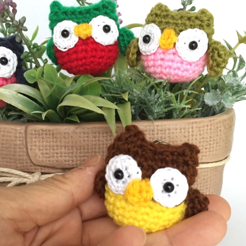 【海外アーティストハンドメイド】　本物毛糸編みぐるみ　フクロウ 海外アーティストハンドメイド】 本物毛糸編みぐるみ フクロウ