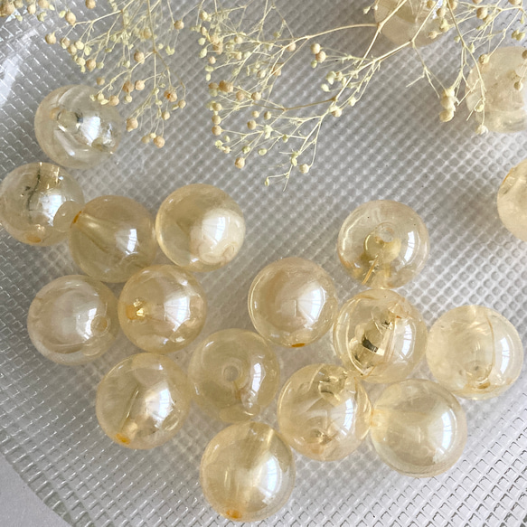 ３点以上送料無料：アクリルビーズ：大人シフォン：１６ミリ：４個 1枚目の画像