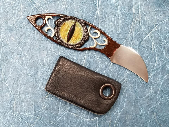 チタン製ナイフ「Draco oculus」 2枚目の画像
