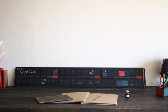 送料無料  黒板万年カレンダー　黒板ボード　ロング　黒板マグネット５６個セット 3枚目の画像