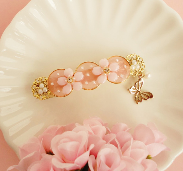 ピアス赤グラデーションガラスチャーム桜パールビジュー春デート