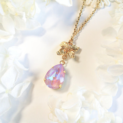 【SWAROVSKI】紫陽花 × ラベンダーディライト ティアドロップのネックレス 送料無料 1枚目の画像