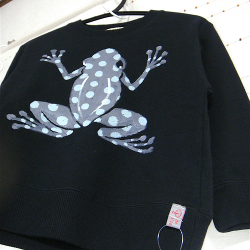 原宿ストリートキッズ 古着 PUTUMAYO クラウン カエルの王様トップス カエル フィギュア「カエルの王子様」