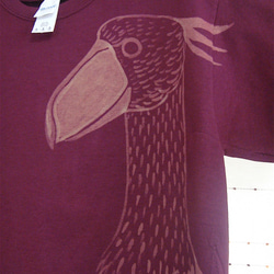 両面絵柄・ハシビロコウ・嘴広鸛・でかい動かない鳥・レディスS〜M対応サイズ（150〜160cm）えんじ・手描きTシャツ 3枚目の画像