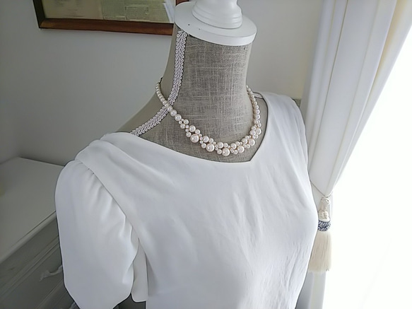 パールとスワロフスキーのリボンネックレス（ブラック） 3枚目の画像