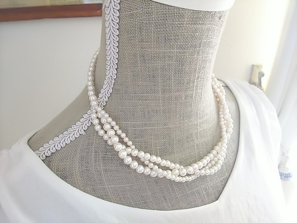 ♥結婚式・入学式に♥三連パールのツイスト切替ネックレス 2枚目の画像