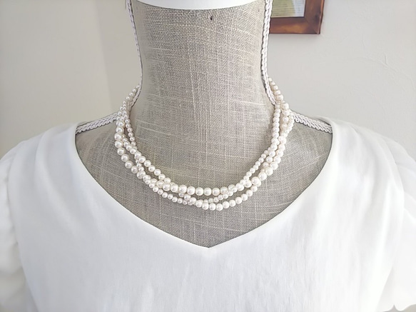 ♥結婚式・入学式に♥三連パールのツイスト切替ネックレス 3枚目の画像