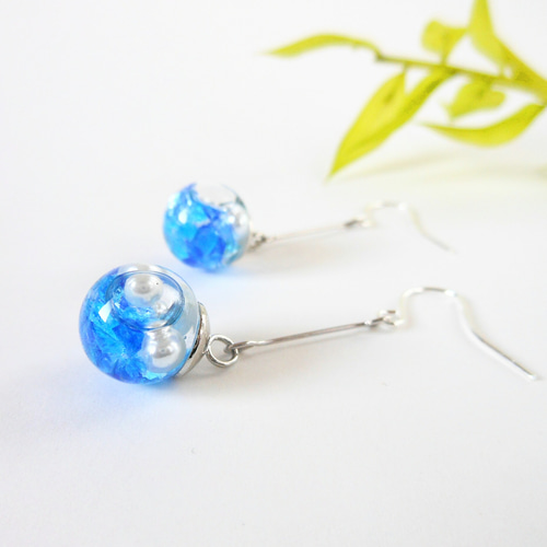 【1196】ガラスドームのピアスイヤリング 1196】ガラスドームのピアスイヤリング