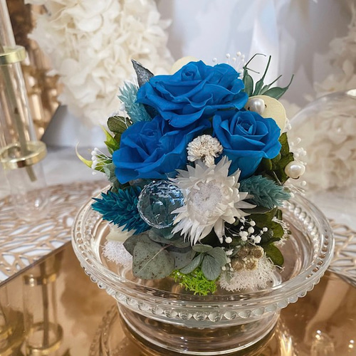 丸ガラスドームアレンジ(色合わせ自由). プリザーブドフラワー