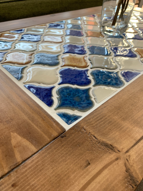 《感謝セール》レトロなかわいさが魅力のランタンタイル　カフェテーブル　ブルー系 