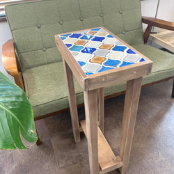 レトロなかわいさが魅力のランタンタイル　コンソールテーブル　ブルー系 2枚目の画像