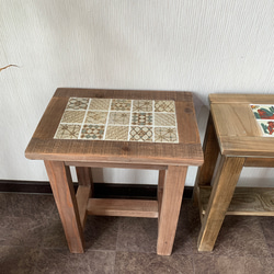 レトロ柄が魅力的！ノスタルジックで多国籍な文様が特徴のモザイクタイルテーブル 2枚目の画像