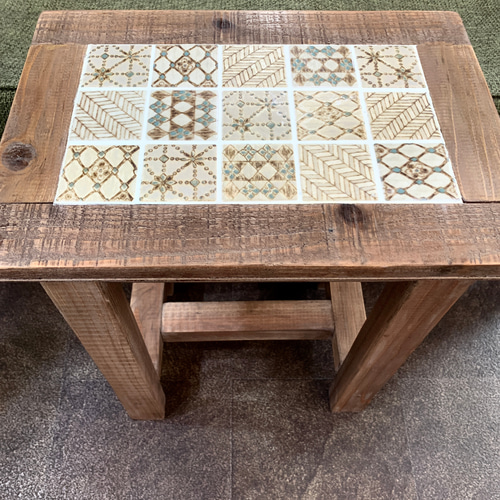 レトロ柄が魅力的！ノスタルジックで多国籍な文様が特徴の