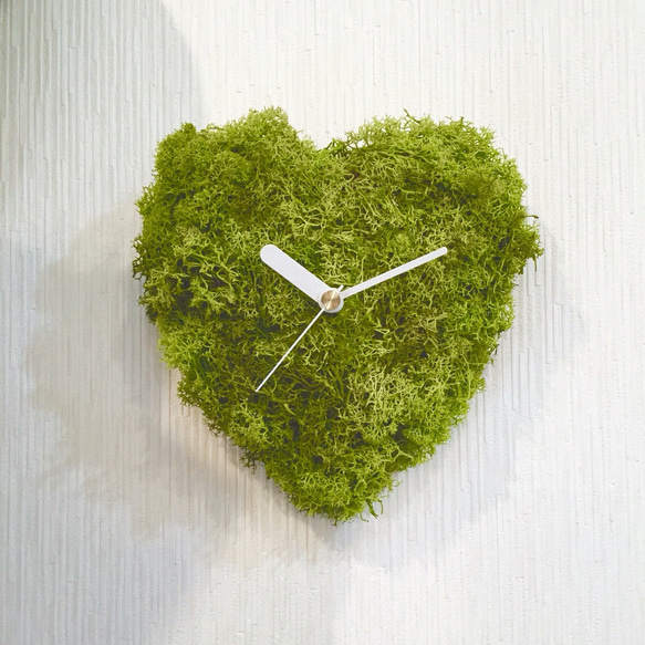 lceland moss heart wall clock 5枚目の画像