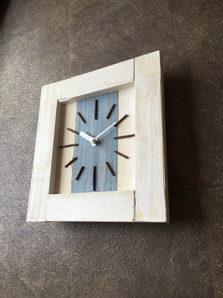 西海岸スタイル掛け時計ホワイト×ブルー016