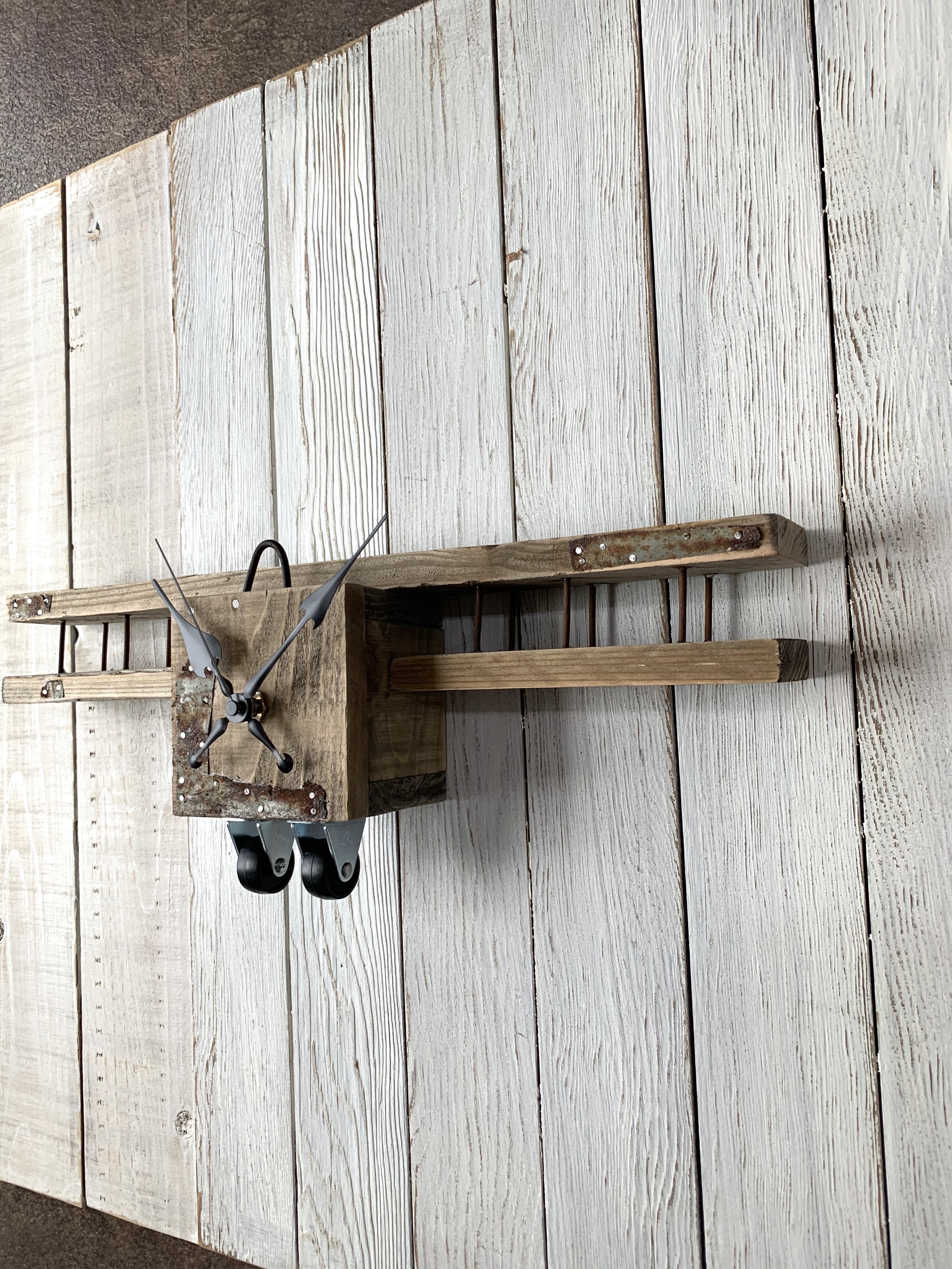 ポンコツプロペラ飛行機 16号機 掛け時計