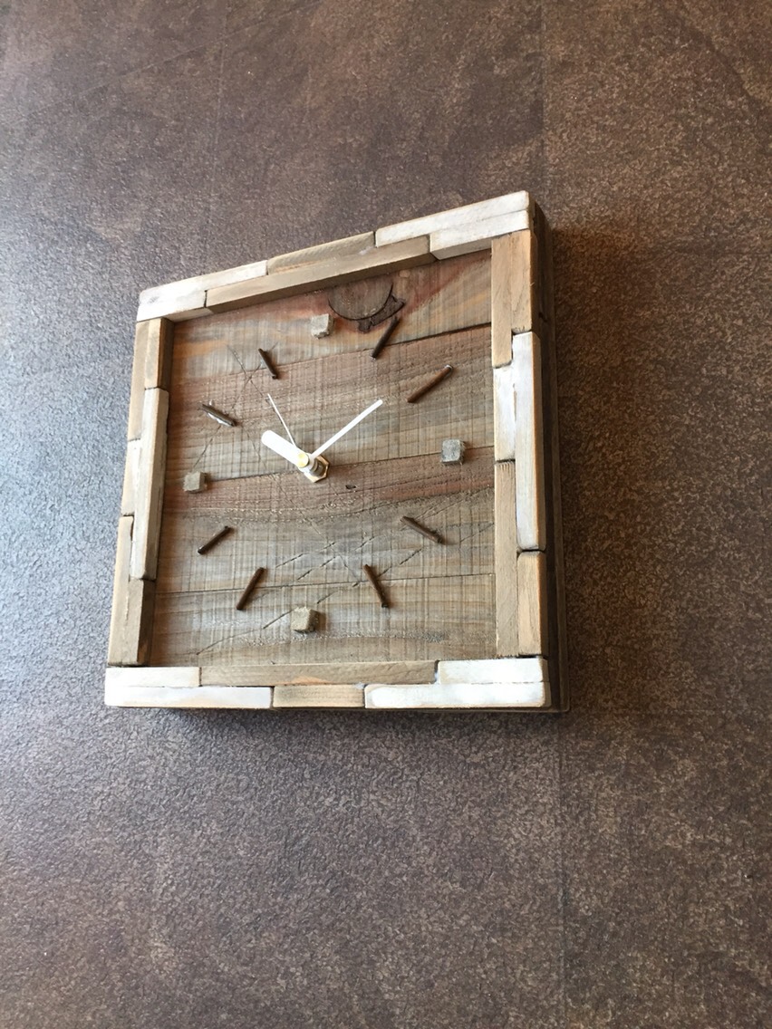 西海岸スタイル掛け時計085