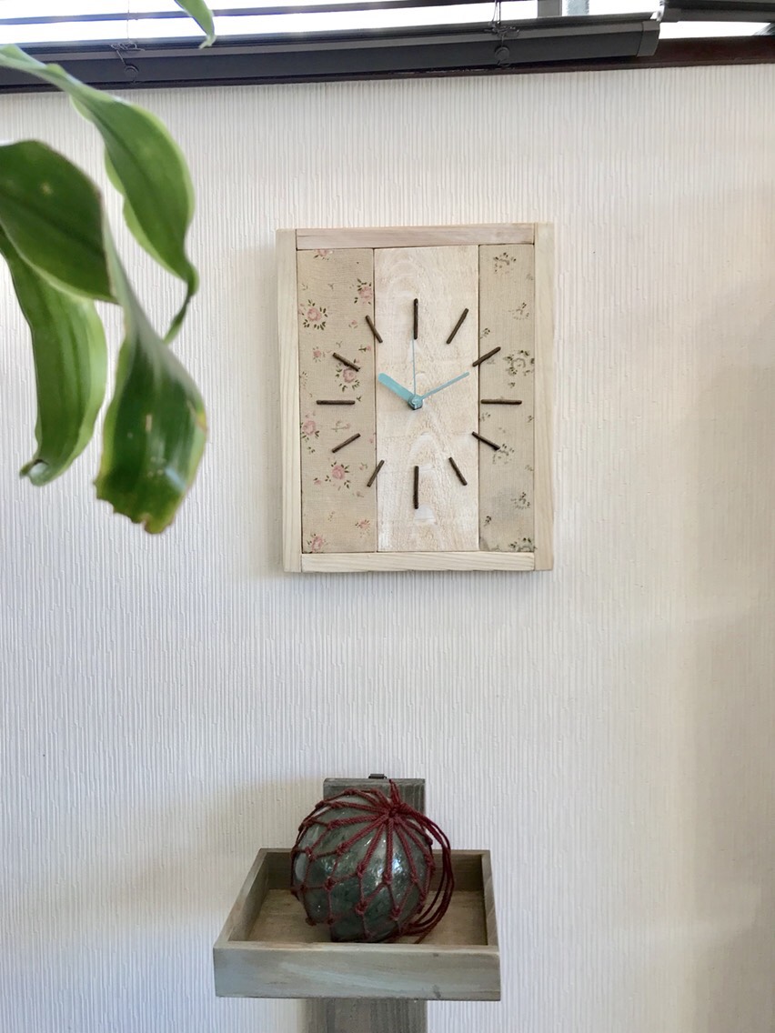 西海岸スタイル掛け時計081