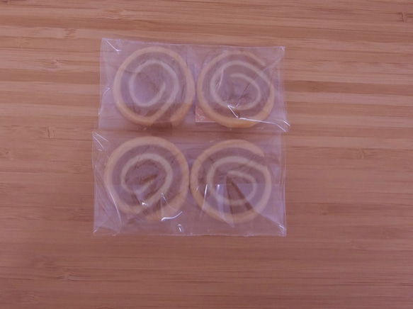 うず巻きクッキー　コーヒー　　(2枚入り)×2袋 1枚目の画像