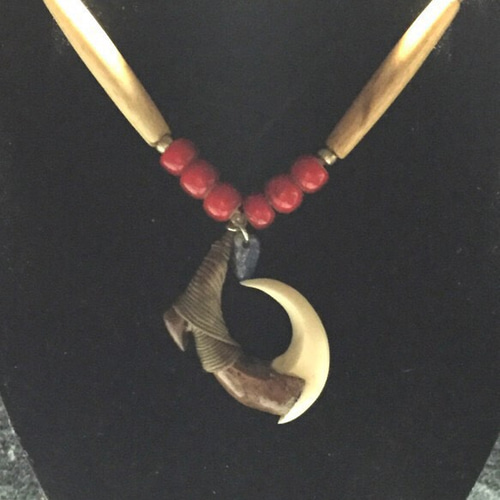 ボーンカービング 〜インディアンアクセ風 ネックレス・ペンダント Y's