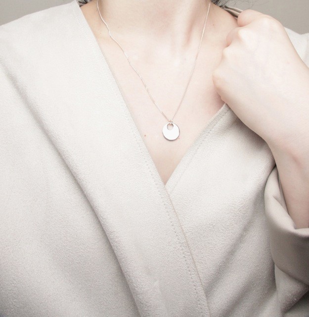 Classic round necklace sterling silver