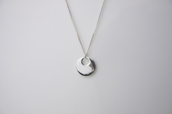 Classic round necklace sterling silver 2枚目の画像