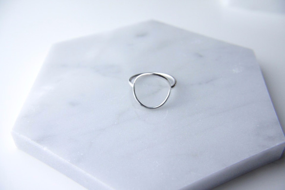 Minimalistic Round Ring Sterling Silver 3枚目の画像