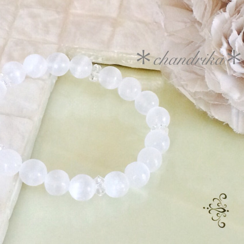 月の女神の浄化〜セレナイトとクリスタルのブレスレットno.2