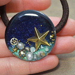 夜の海ヘアゴム「大きな星と歯車と星屑」 4枚目の画像