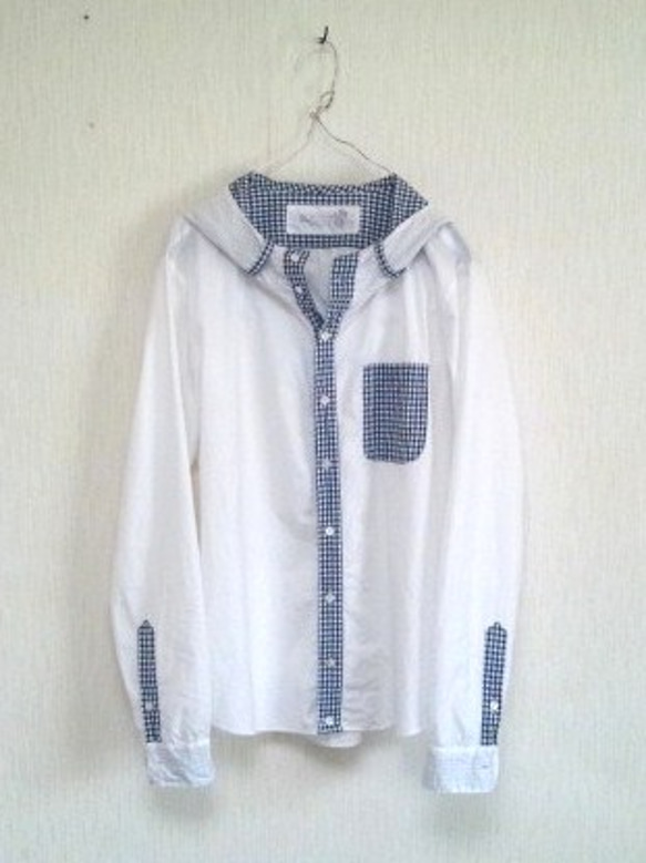 白フード＆ギンガムチェックシャツ 1枚目の画像