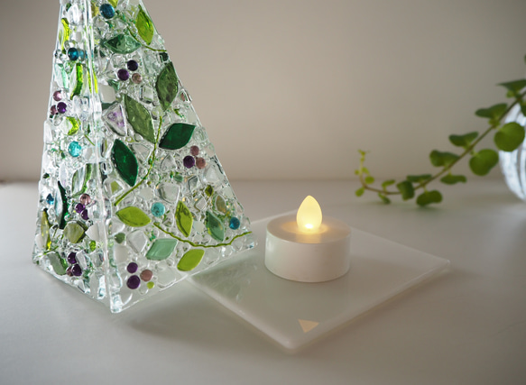 優しいキャンドルの灯り⭐︎電源不要♪【オーダー制作】LEDキャンドルのミニランプ（新緑）ガラスのランプ 7枚目の画像