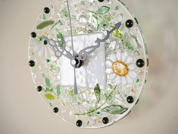 【オーダー制作】ミニ壁掛け時計（マーガレット・ホワイト） 4枚目の画像