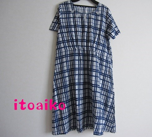 ミックスグレーのしずく☆さらりとコットン１００％チエックワンピース（ネイビー） 5,694円