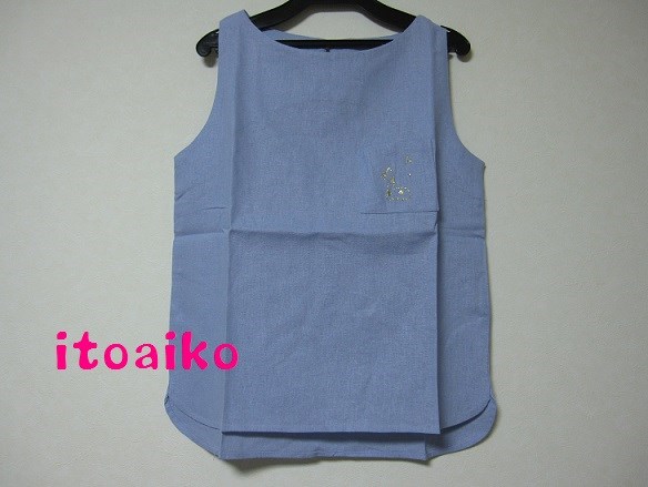 お星さま１粒☆☆キリンと三日月♪爽やかノースリーブシャツ☆☆（ブルー）