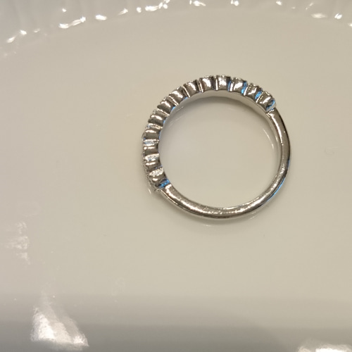 再販☆スワロフスキーのキラキラハーフエタニティリング シルバー 指輪